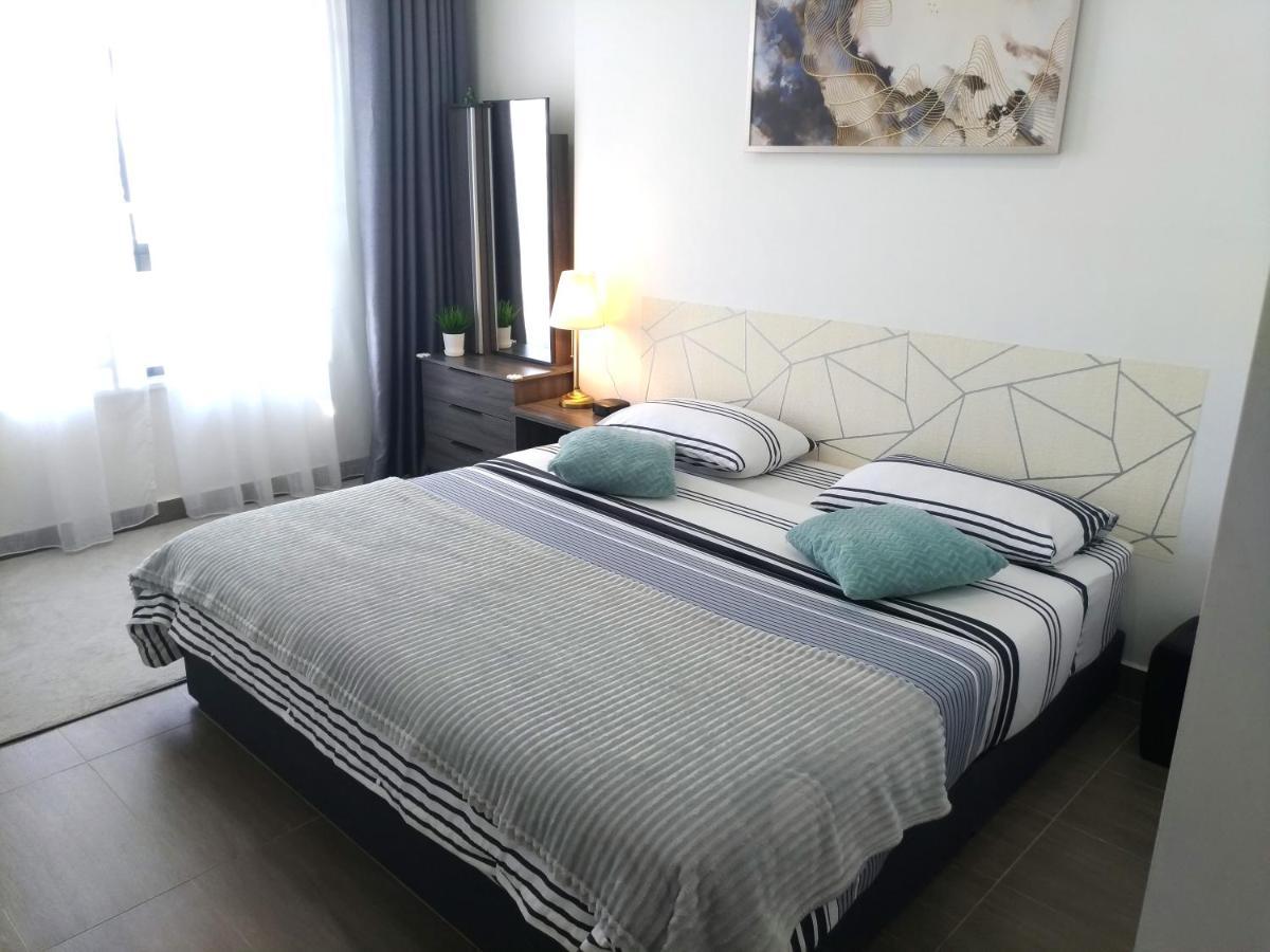 Golden Troika Kota Bharu - 2 Bedrooms Exterior photo